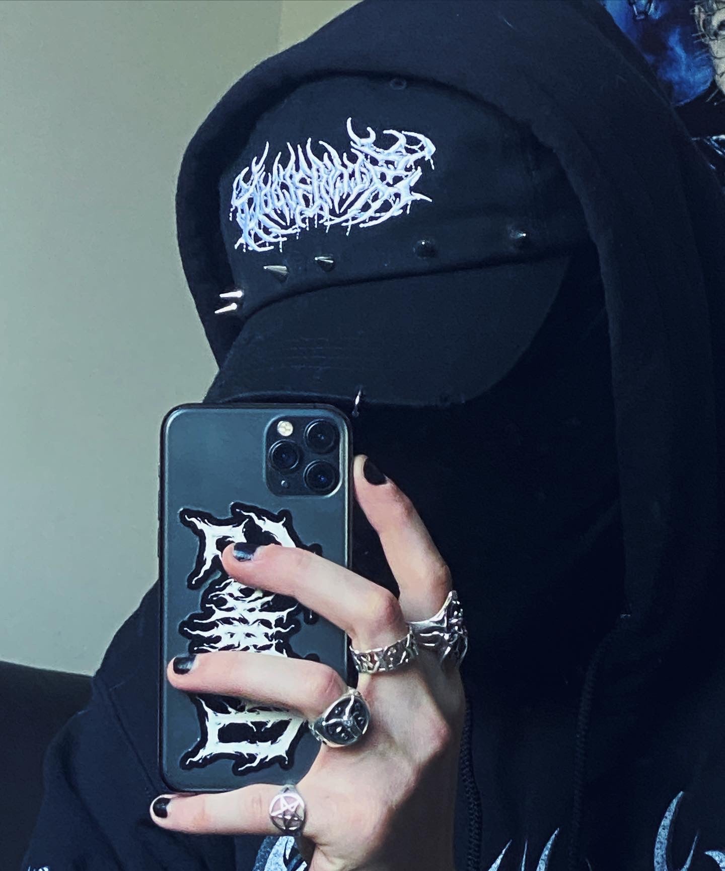 SPIKE HAT