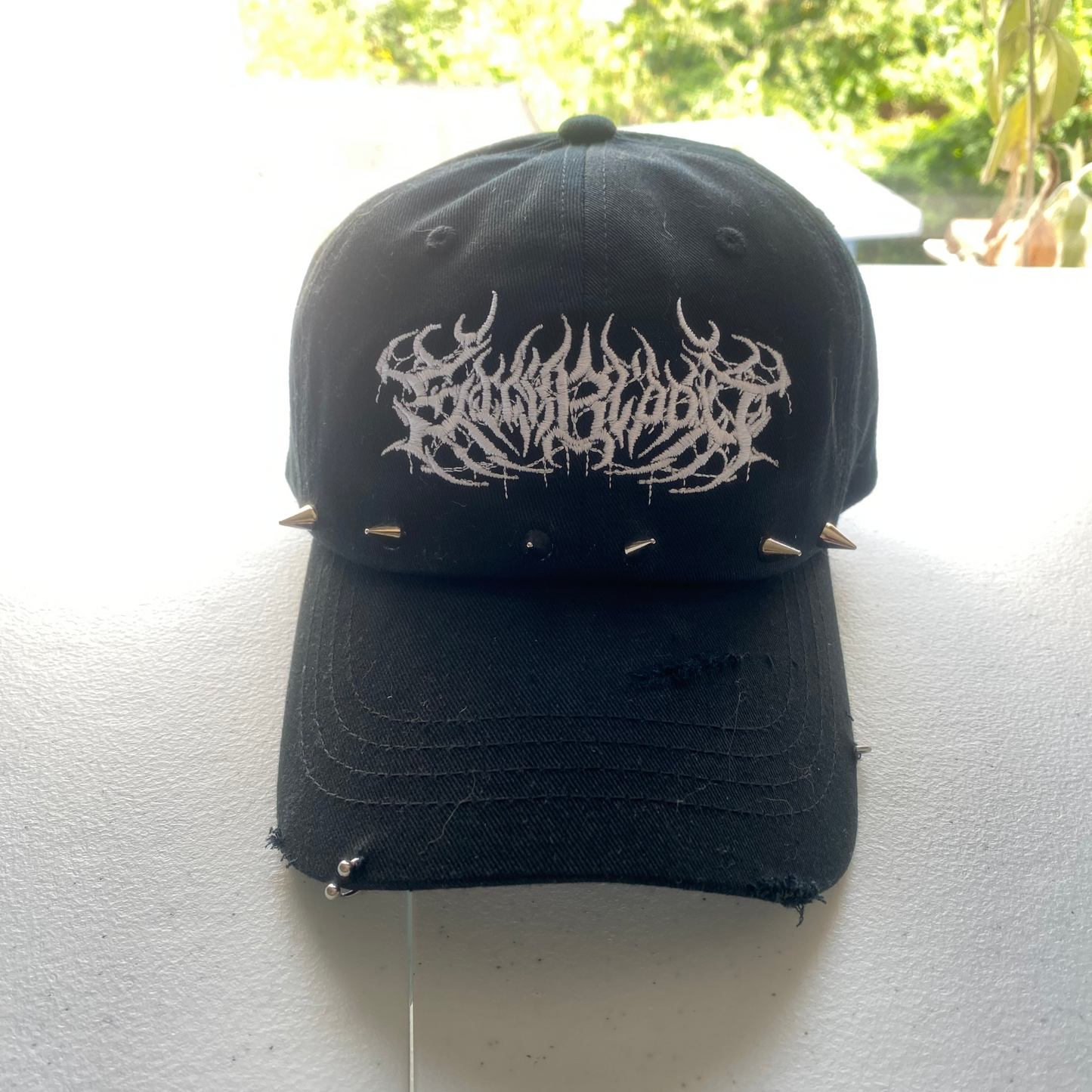 SPIKE HAT